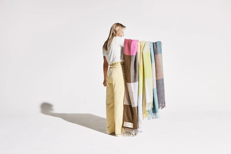 Fatboy Colour Blend Viltti, Rhubarb - Image 6