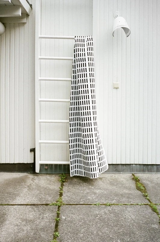 Artek Siena Canvas Puuvillakangas, 150 X 300 Cm, Valkoinen - Musta - Image 4