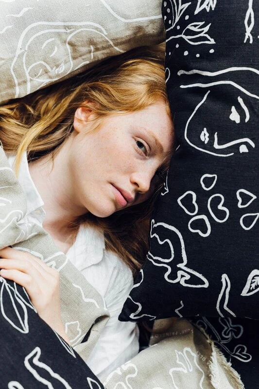 Saana Ja Olli Onnenmaa Tyynynpäällinen, 40 X 60 Cm, Musta - Valkoinen - Image 2