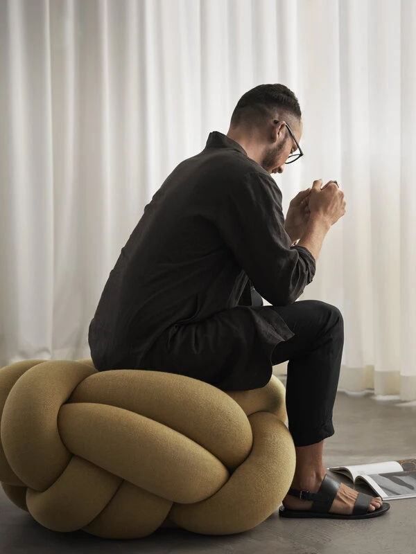 Design House Stockholm Knot Tyyny, XL, Keltainen - Image 4