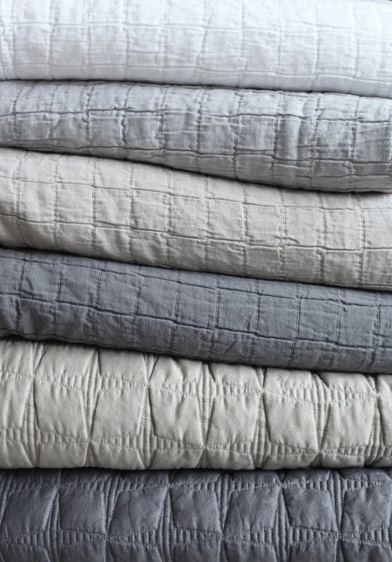 Matri Aava Parisängyn Päiväpeitto, 260 X 260 Cm, Vaaleanharmaa - Image 2