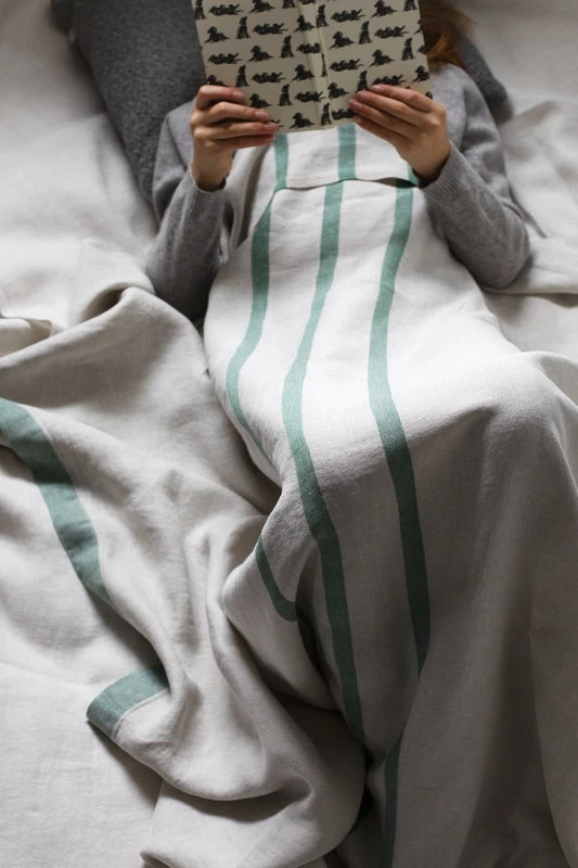 Lapuan Kankurit Usva Pöytäliina, 150 X 260 Cm, Pellava - Vihreä Haapa - Image 2