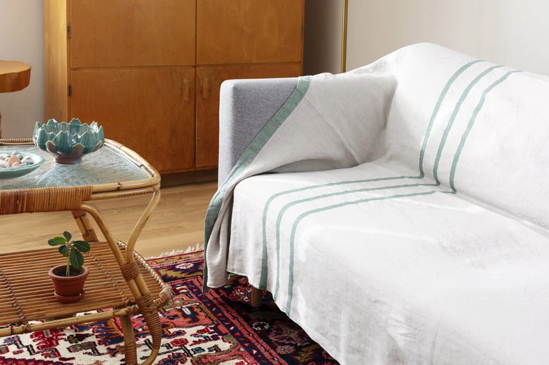 Lapuan Kankurit Usva Pöytäliina, 150 X 260 Cm, Pellava - Vihreä Haapa - Image 3